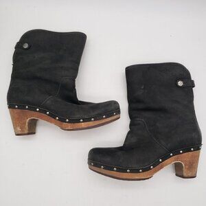 UGG Women’s Lynnea Shearling Fold Down Two-Way Clog Boot Black/Creme Size 8